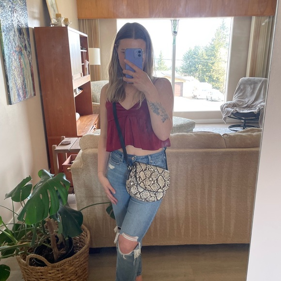 Snake Print Purse - Picture 2 of 5